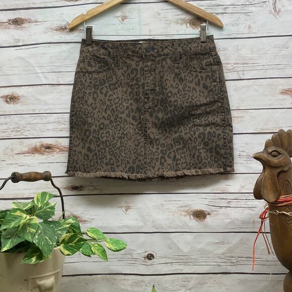 MUDD Animal Print Mini Jean Skirt Brown Junior 7 Stretchy Distressed Hem - Picture 1 of 12